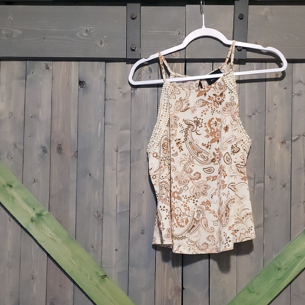 Cream Sleeveless Fitted Crop Camisole